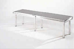 two platforms, 6 legs
